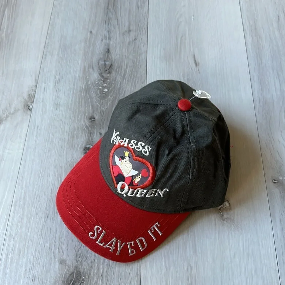 Disney Parks Yaasss Queen of Heart Slayed It Alice in Wonderland Hat Cap‎ OS NWT